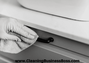 How Long Does it Take to Clean a House Professionally (For your cleaning business)